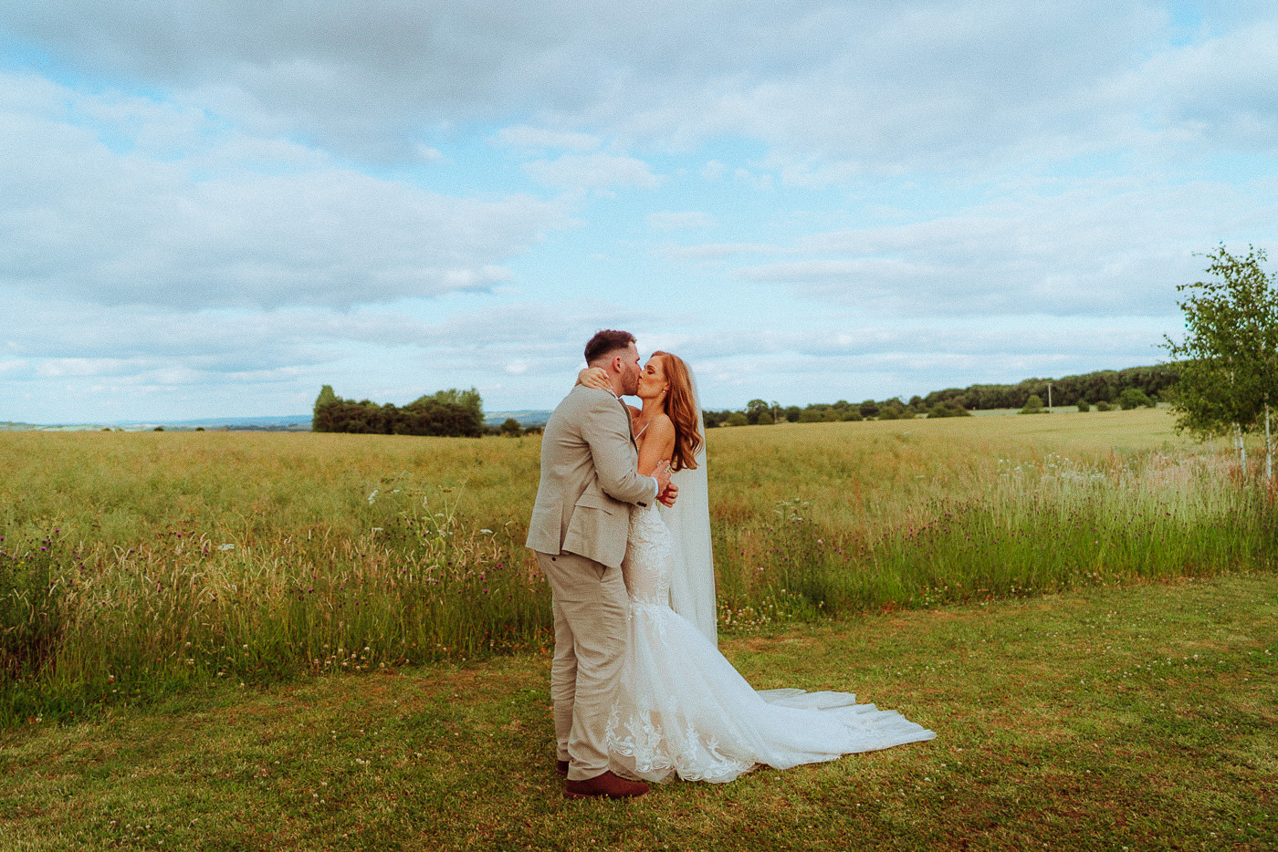 LAPSTONE BARN WEDDING PHOTOGRAPHY 015 LAPSTONE BARN WEDDING PHOTOGRAPHY 015